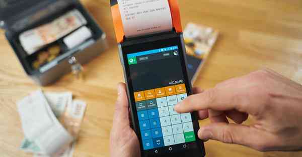 如何制作自己宣传片_如何制作自己的ppt模板