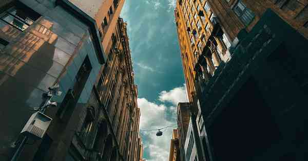 视频拍摄宣传海报制作